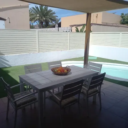 בית נופש Casa Vacacional Liberty *